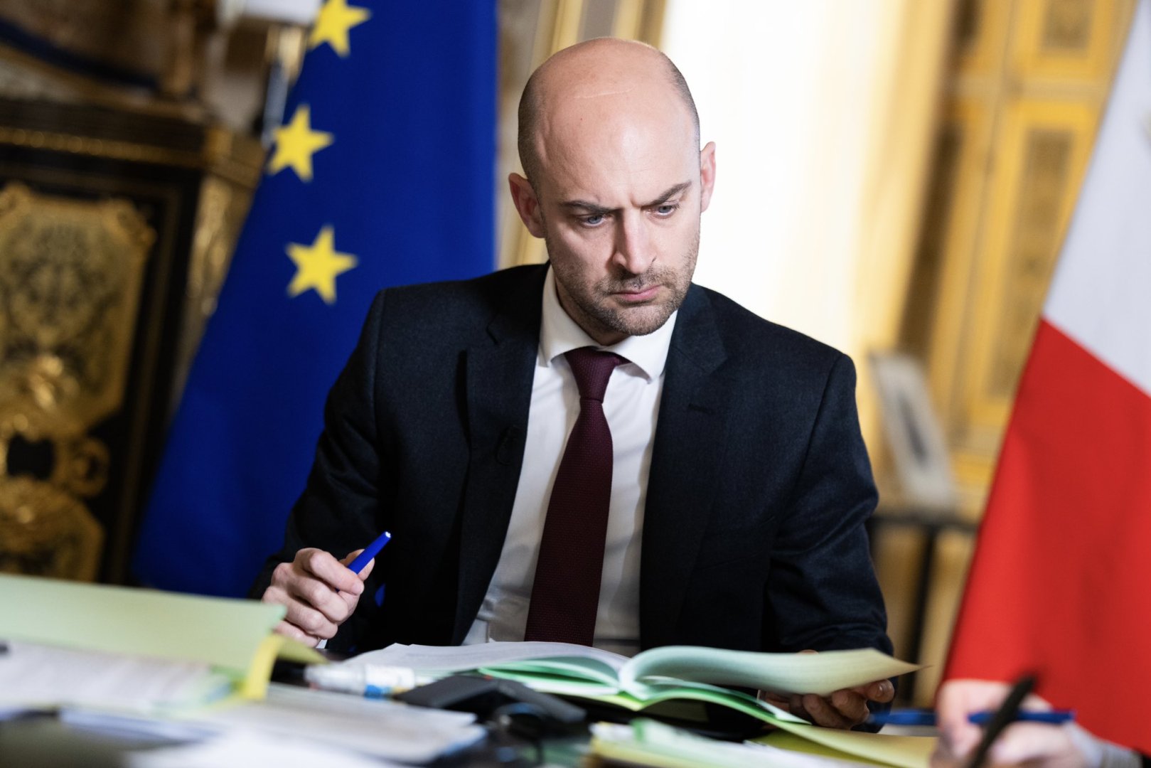 Melanşon və Le Pen "öz tərəflərini seçiblər", bu - Rusiyadır — Fransa XİN rəhbəri